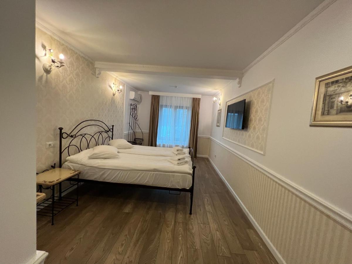 Hotel Boutique Cathedral Plaza Residences Room For Rent Downtown 布加勒斯特 外观 照片